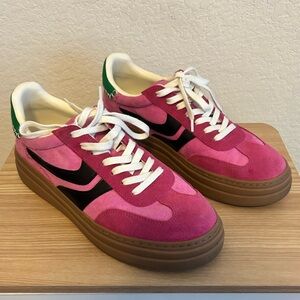 Steve Madden Pink Dodge Platform Sneaker Size 10